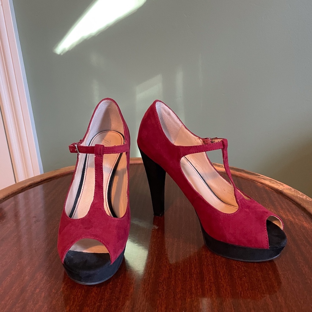 Marc Fisher Red and Black Heels